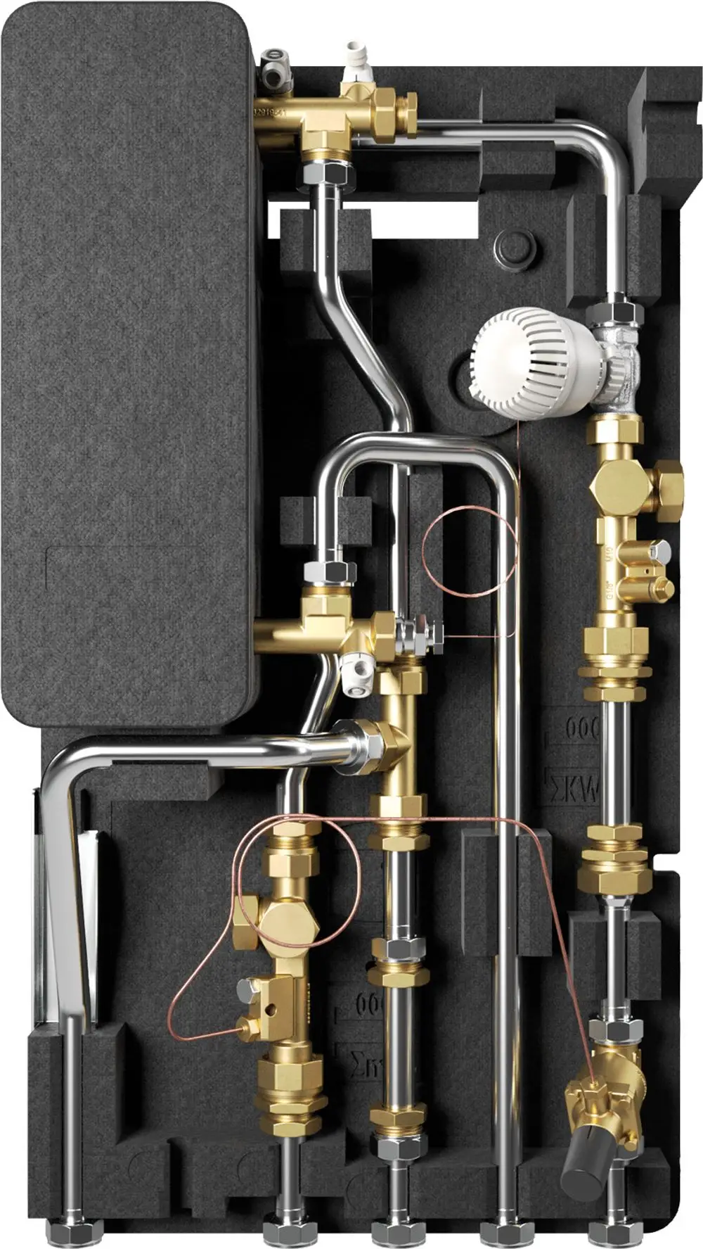 Trinkwassermodul von Bosch mit mehreren Kupfer- und verchromten Rohren, Ventilen und Regelungselementen, montiert auf einem schwarzen Träger.